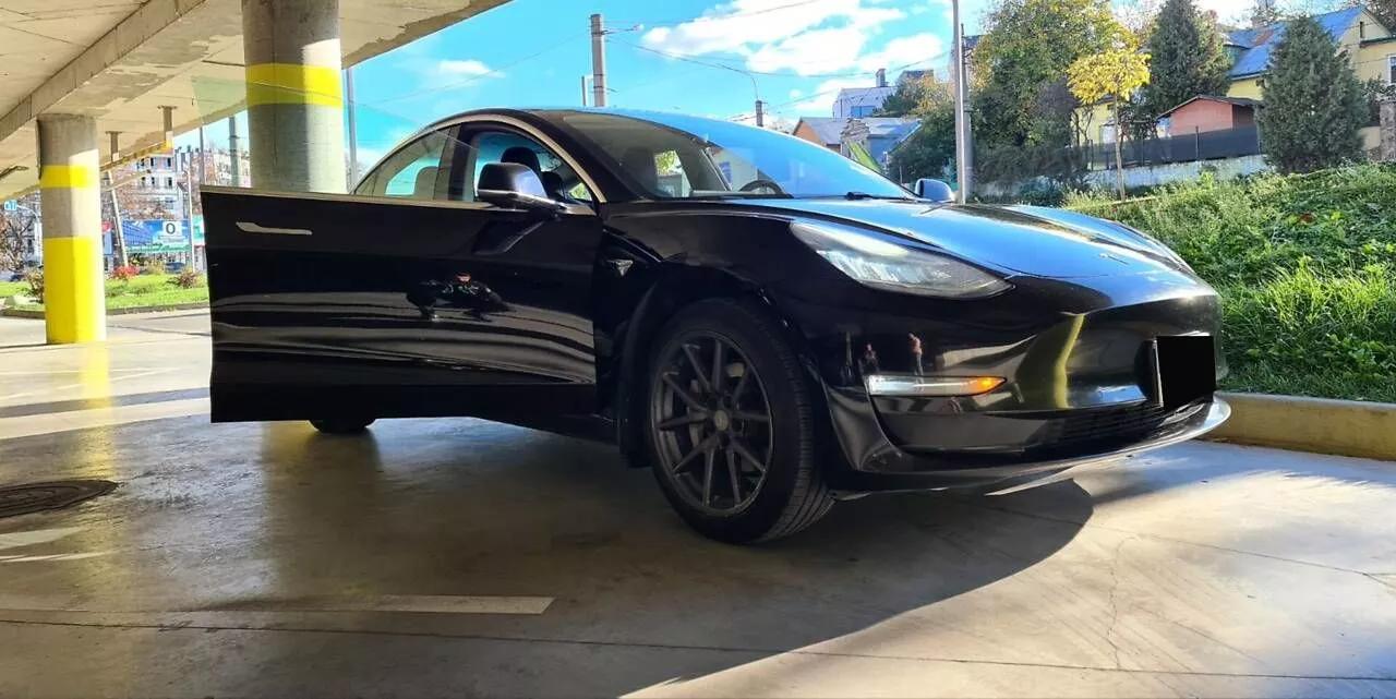Tesla Model 3  75 kWh 2018thumbnail171