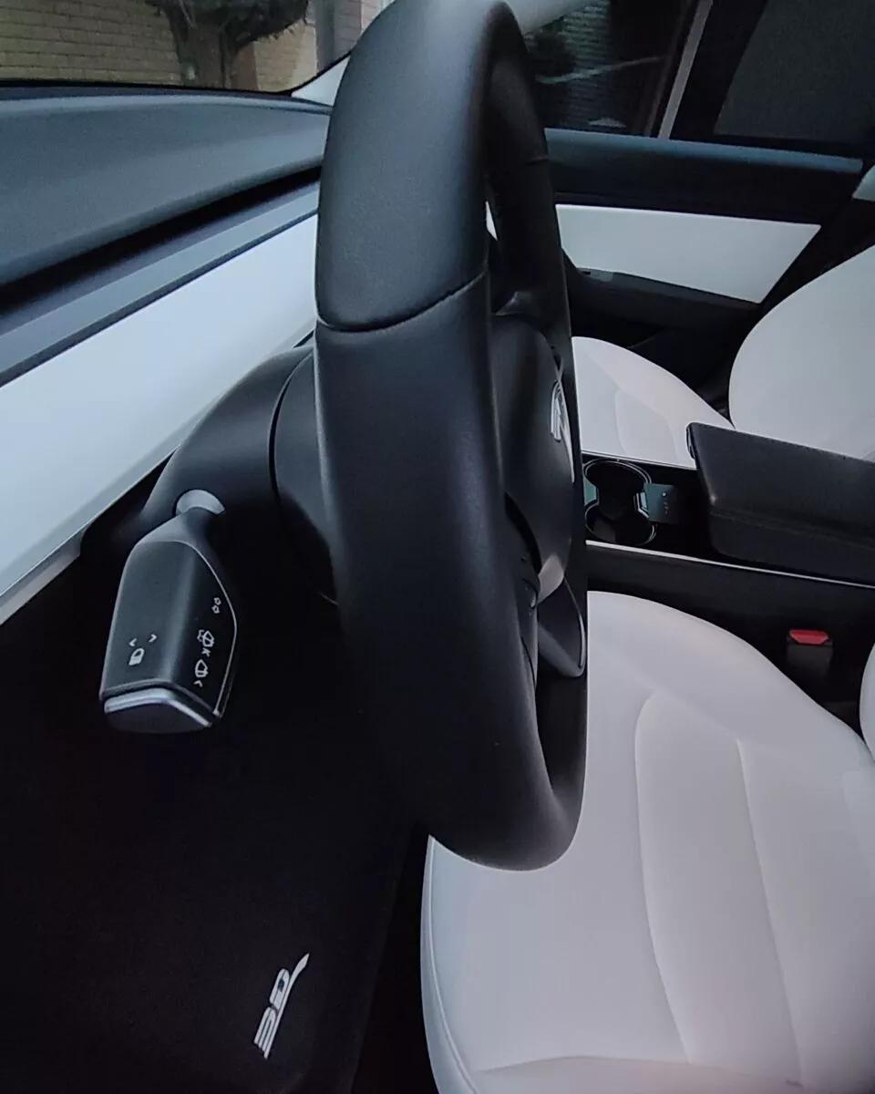 Tesla Model 3  80.5 kWh 2019211