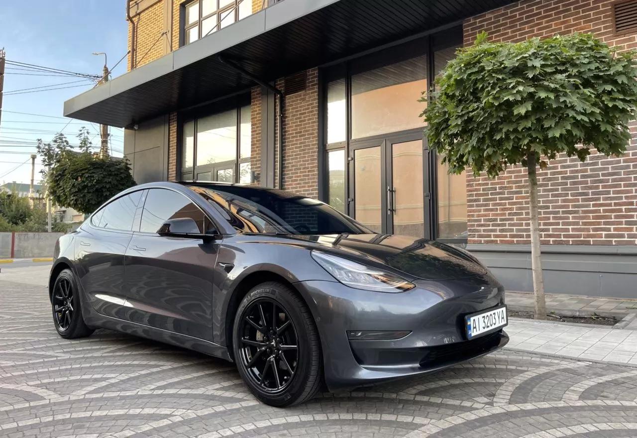 Tesla Model 3  80.5 kWh 2019191