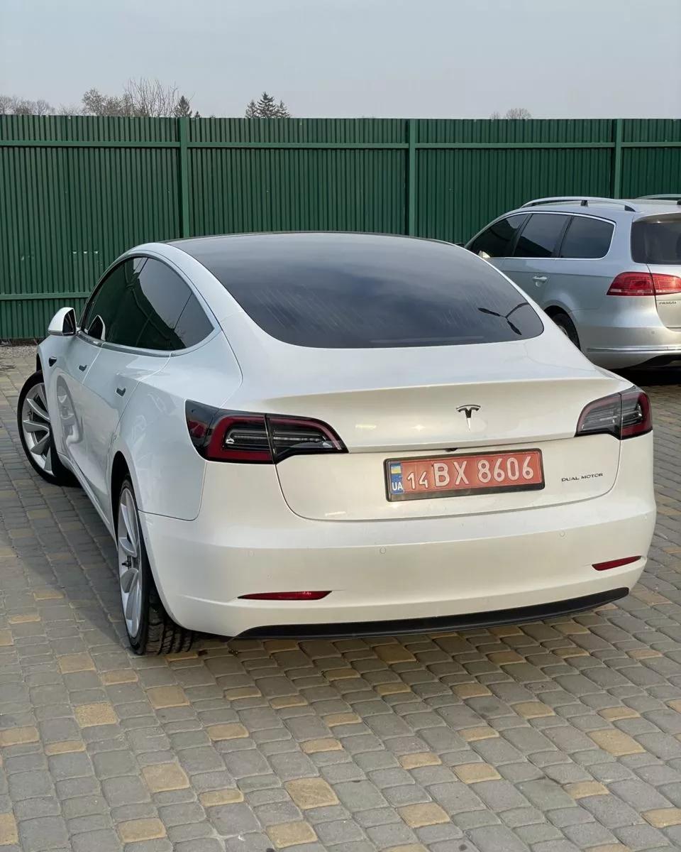 Tesla Model 3  80.5 kWh 202061