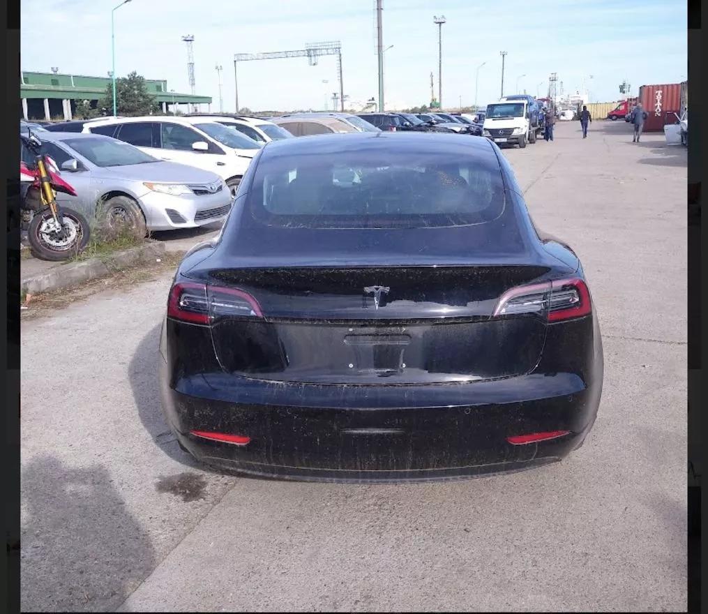 Tesla Model 3  75 kWh 2018231