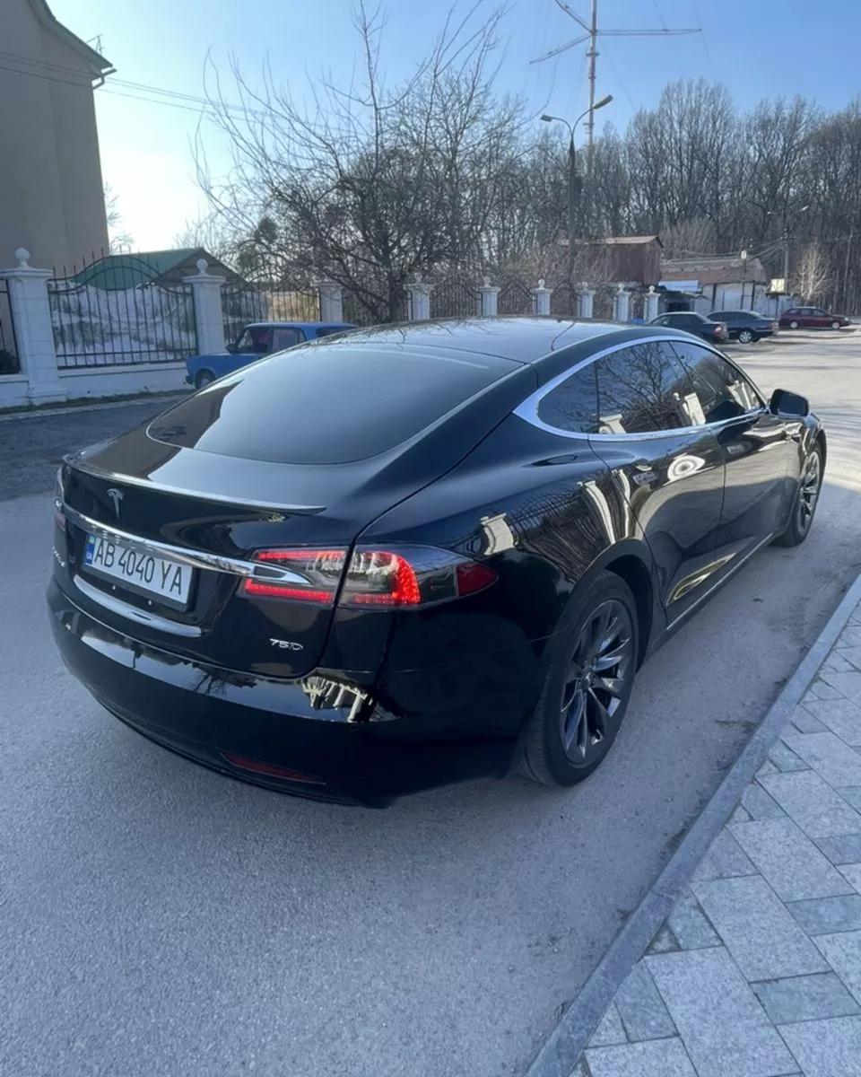 Tesla Model S  75 kWh 2018thumbnail151
