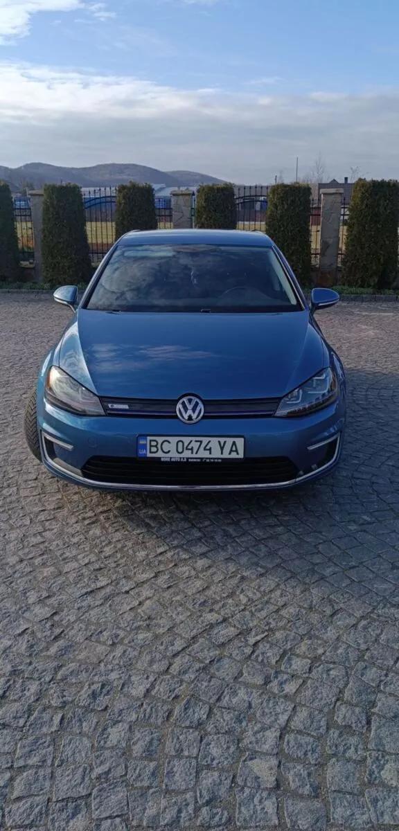 Volkswagen e-Golf  24 kWh 2015thumbnail31
