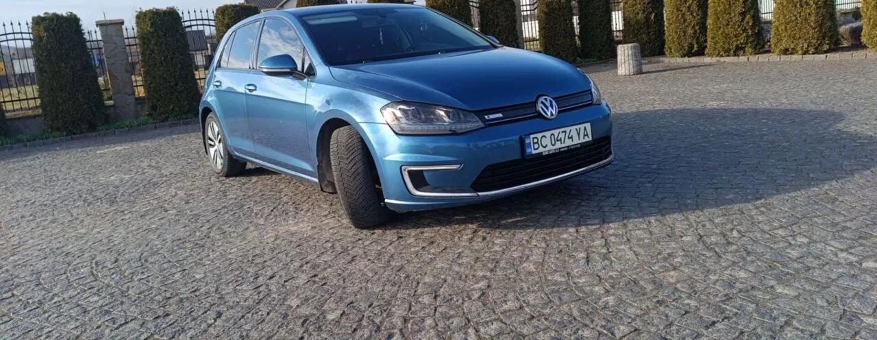 Volkswagen e-Golf  24 kWh 2015101