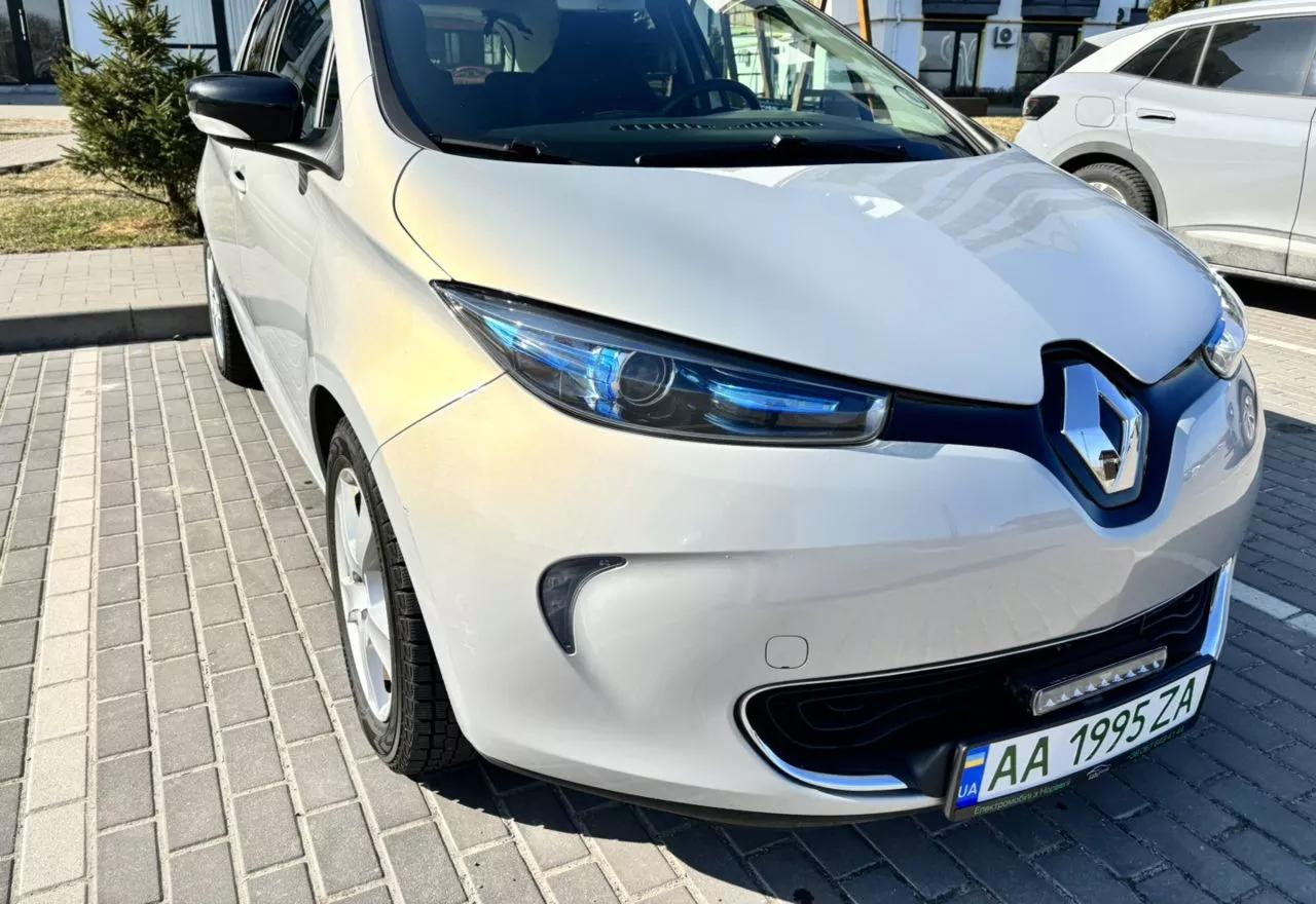 Renault ZOE  2018thumbnail61
