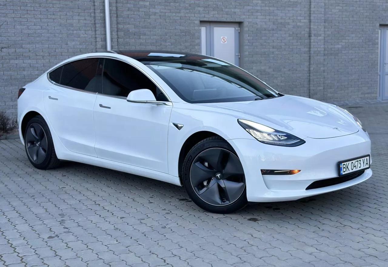 Tesla Model 3  2020thumbnail31