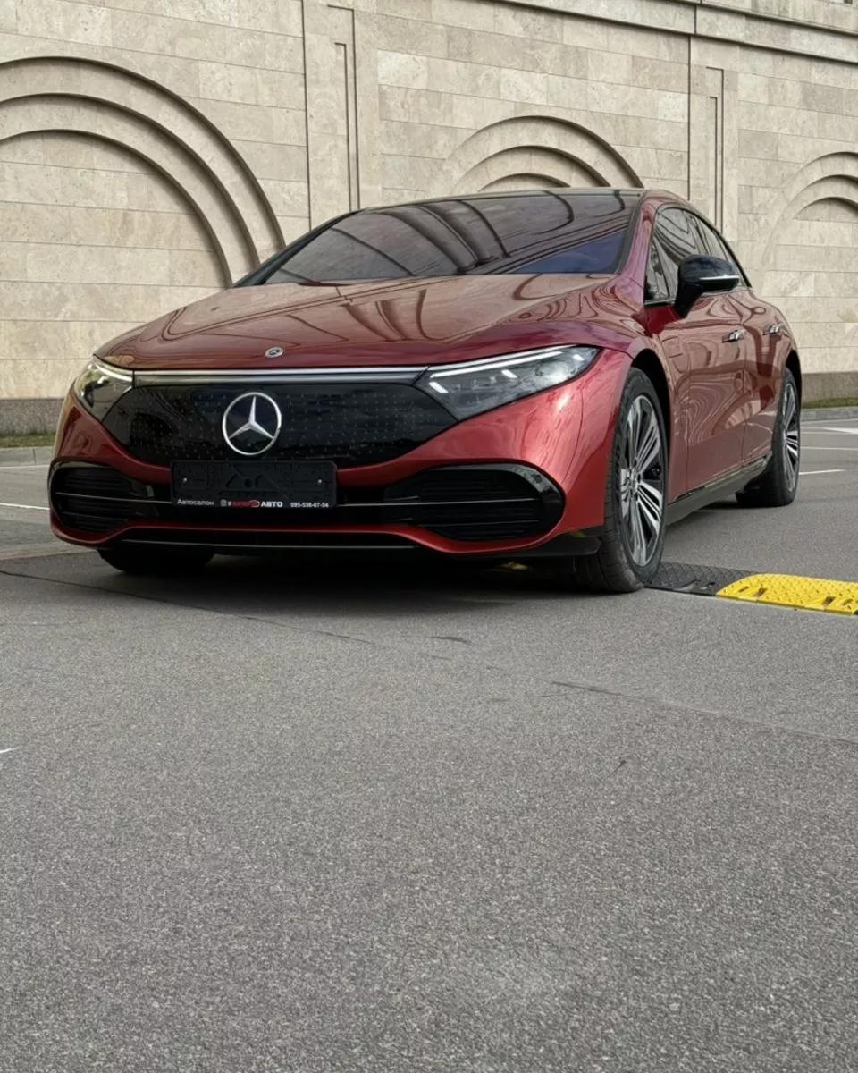Mercedes-Benz EQS  2022121