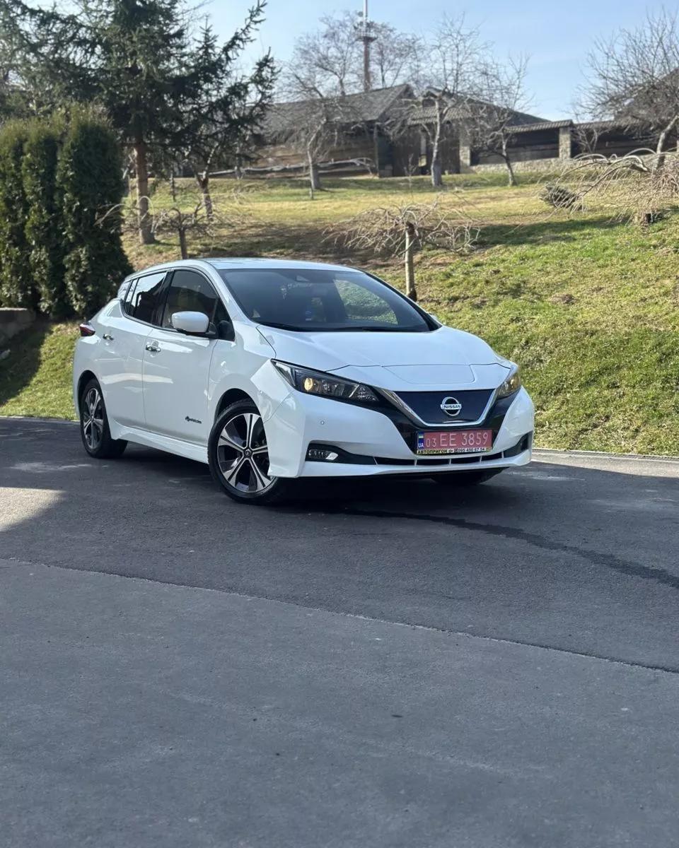 Nissan Leaf  40 kWh 2019thumbnail61