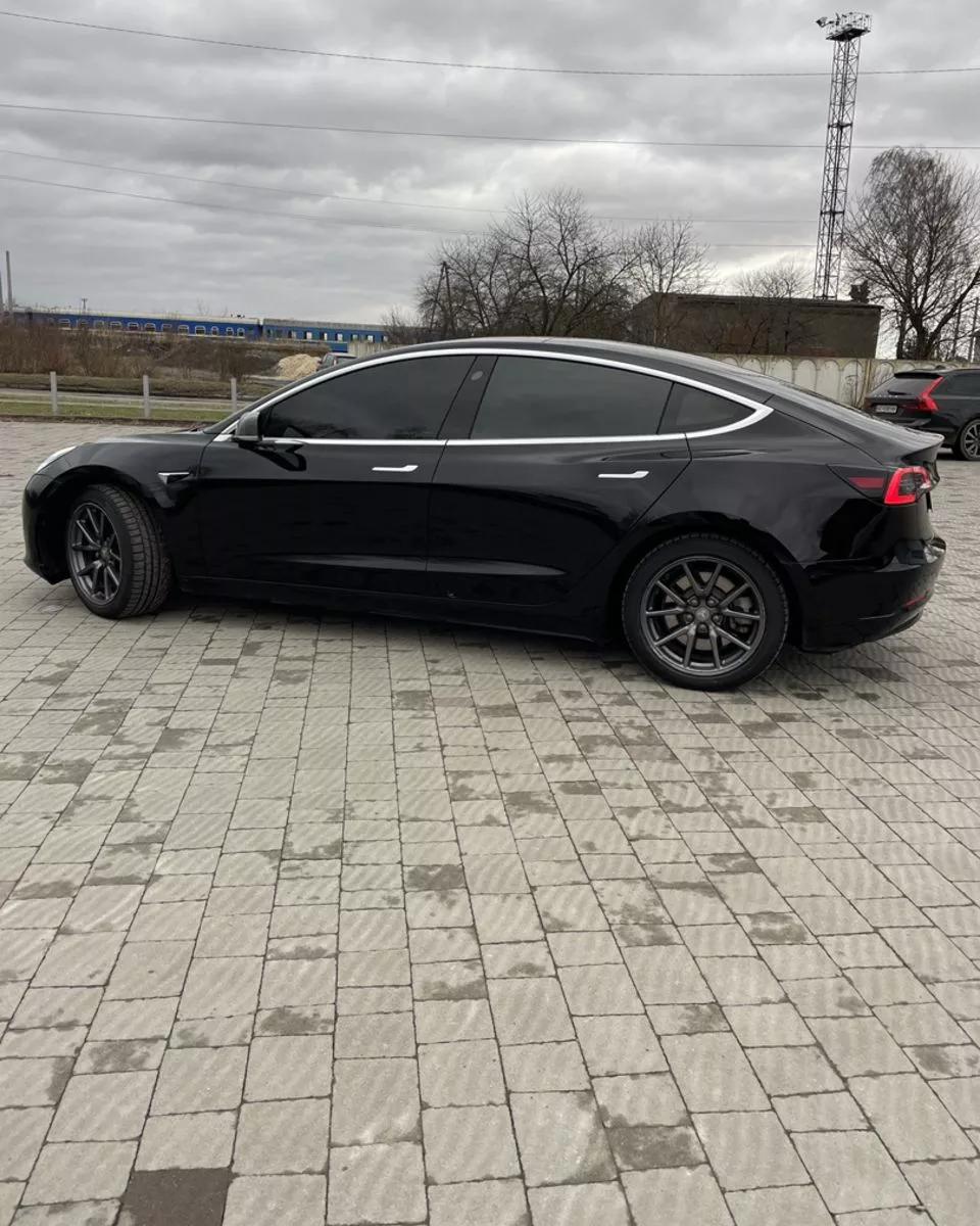 Tesla Model 3  62 kWh 2019thumbnail61