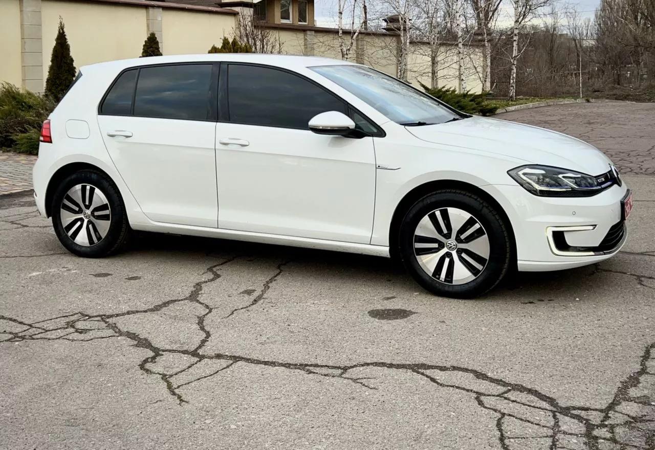 Volkswagen e-Golf  35 kWh 201981