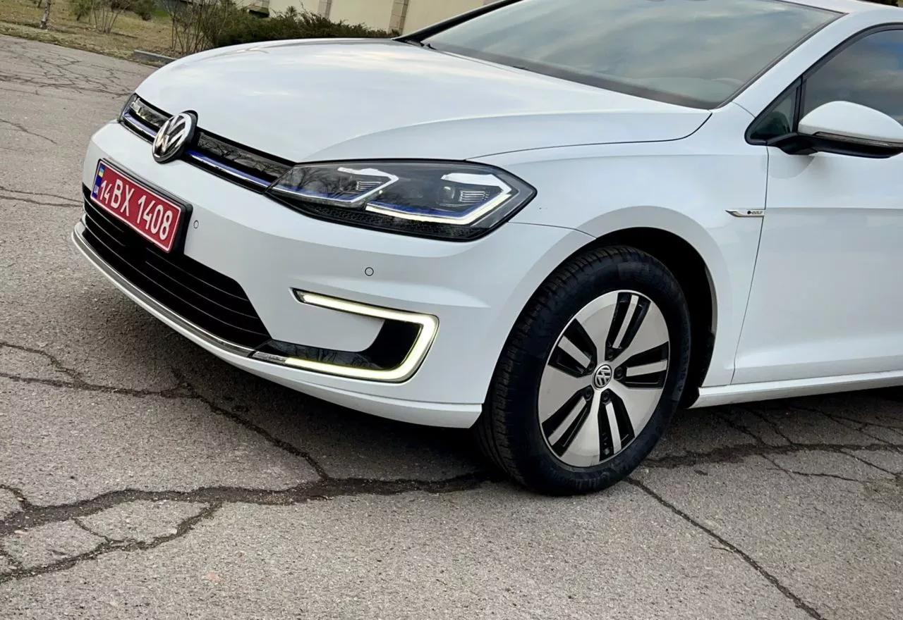 Volkswagen e-Golf  35 kWh 2019101