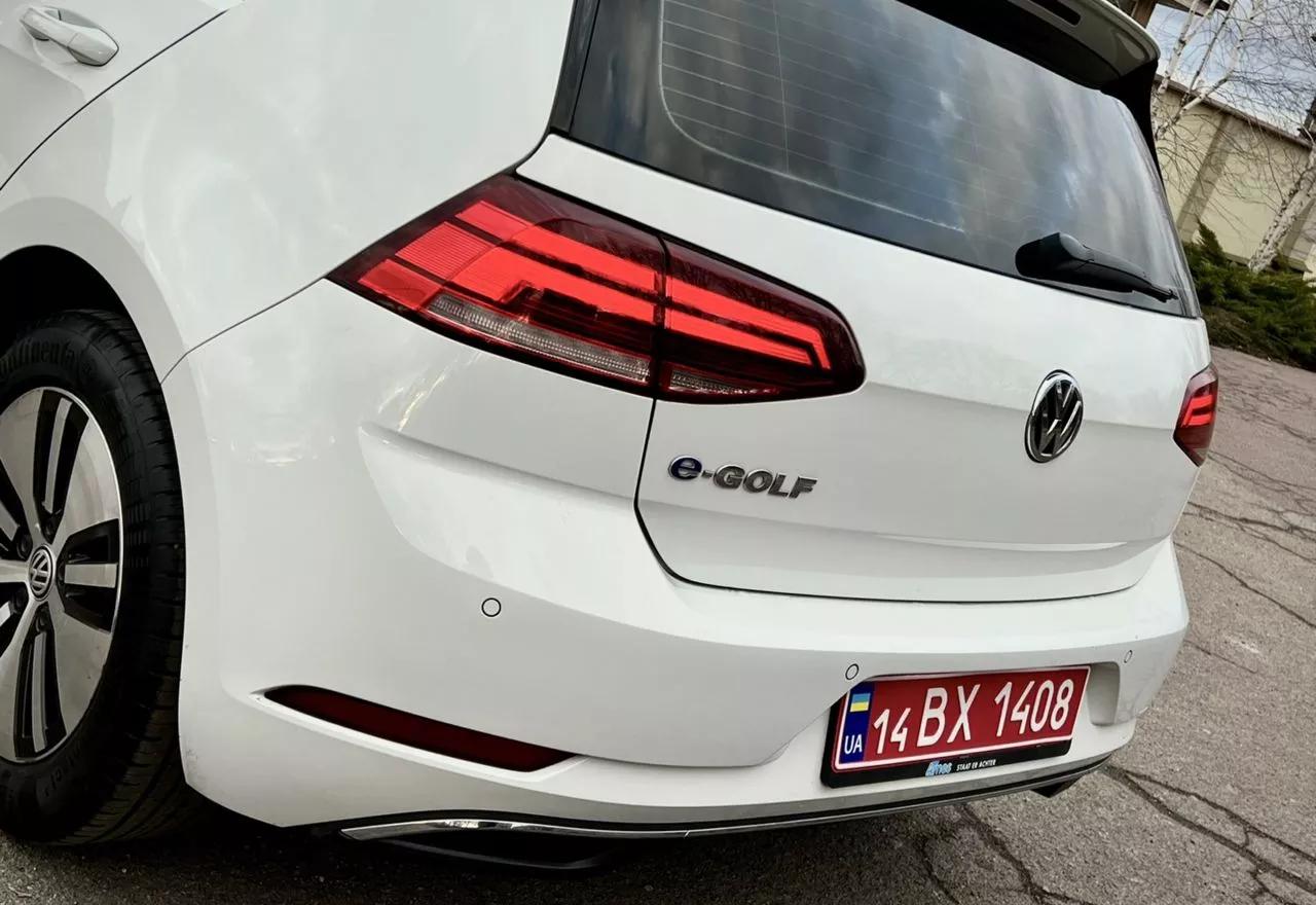 Volkswagen e-Golf  35 kWh 2019thumbnail241