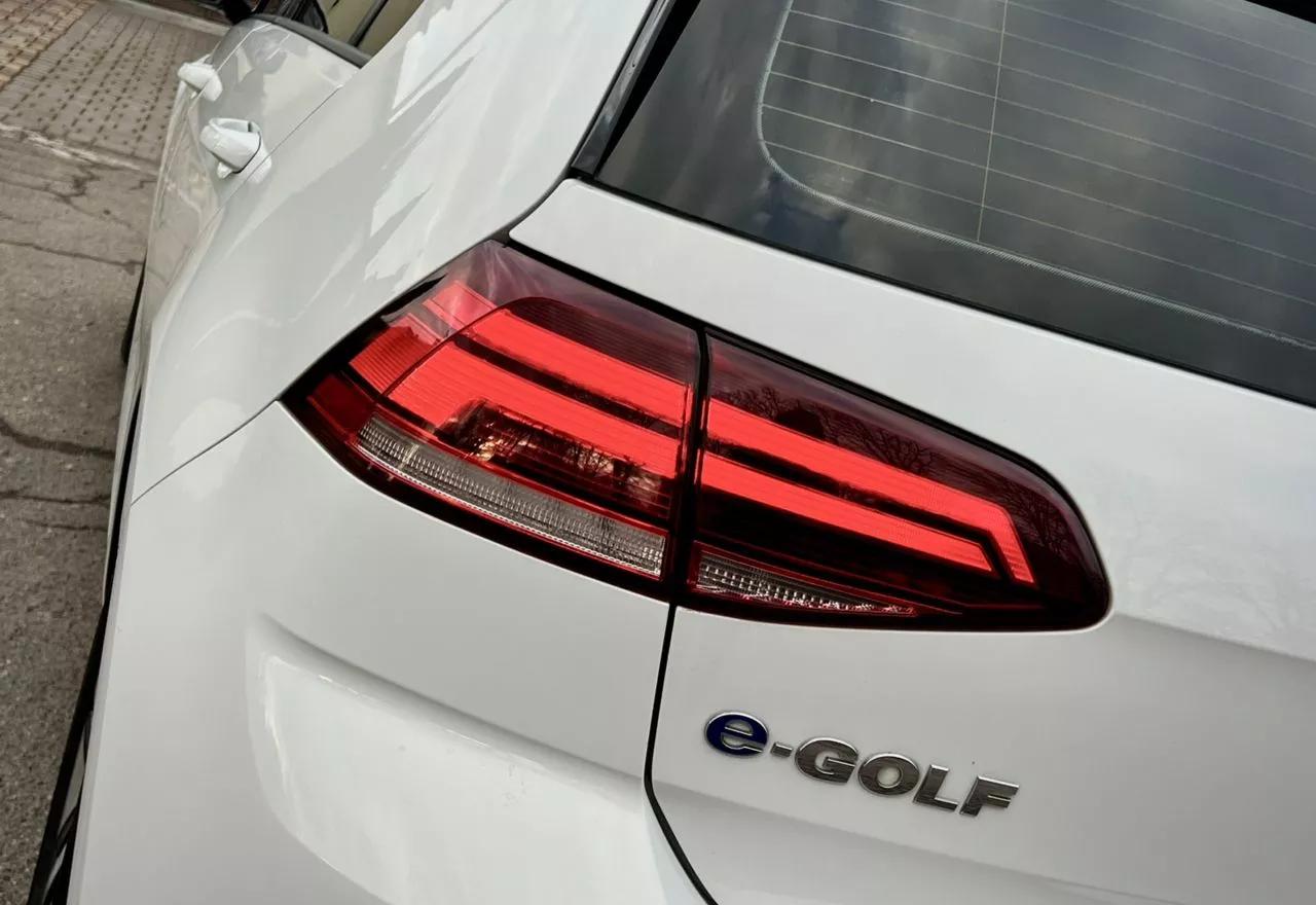 Volkswagen e-Golf  35 kWh 2019thumbnail251