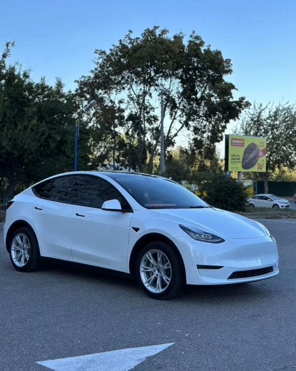 Tesla Model Y  80 kWh 202201