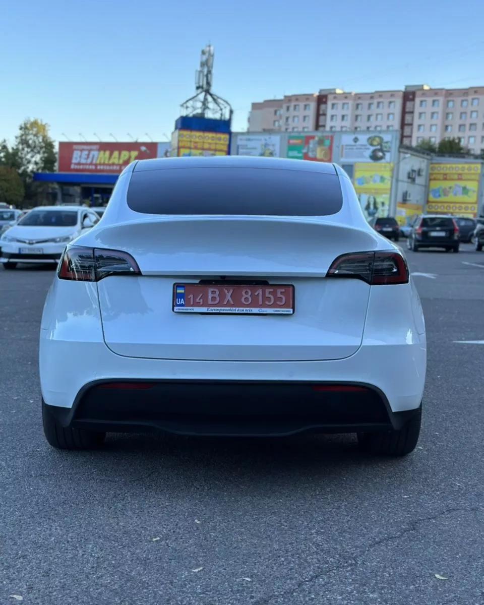 Tesla Model Y  80 kWh 202221