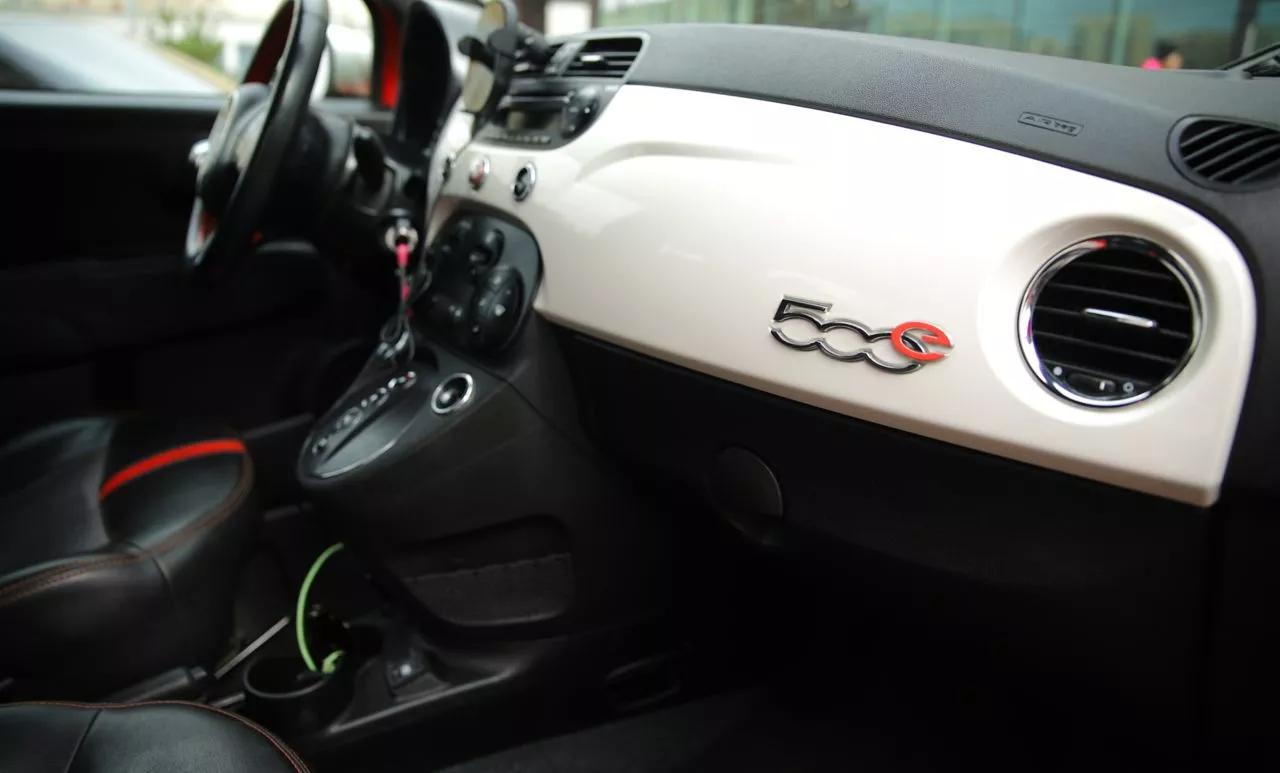 Fiat 500e  24 kWh 2014thumbnail221