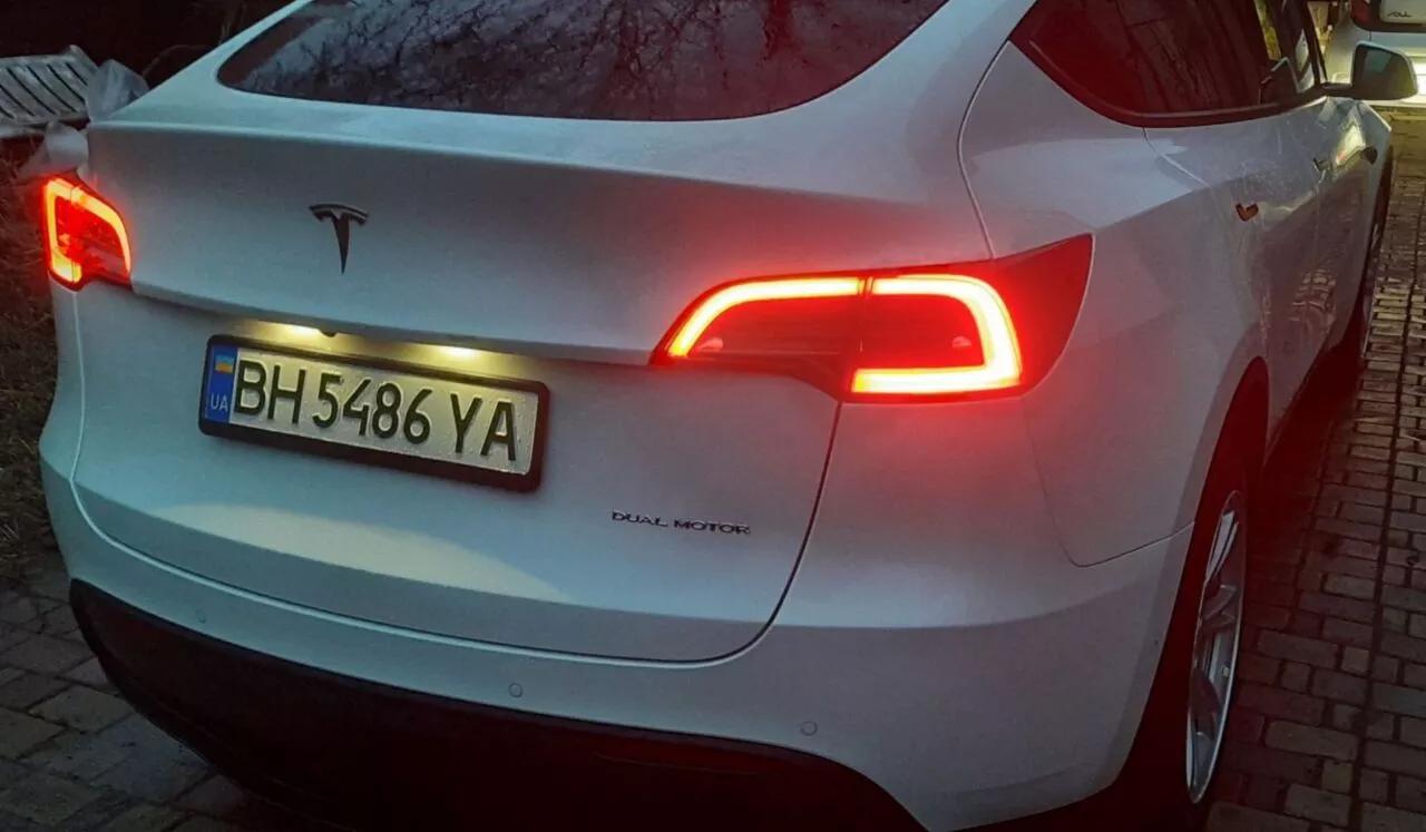 Tesla Model Y  80.5 kWh 202221
