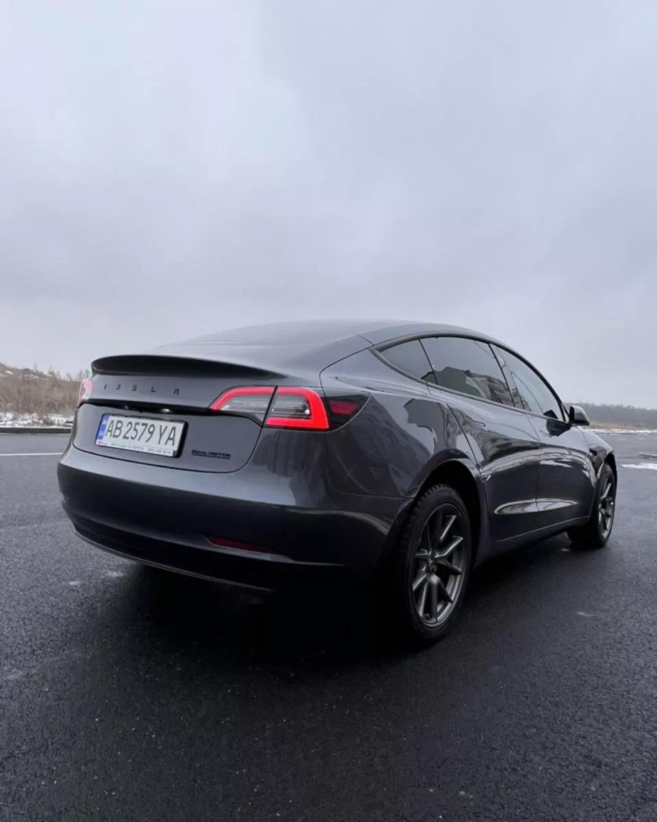 Tesla Model 3  83 kWh 2021thumbnail01