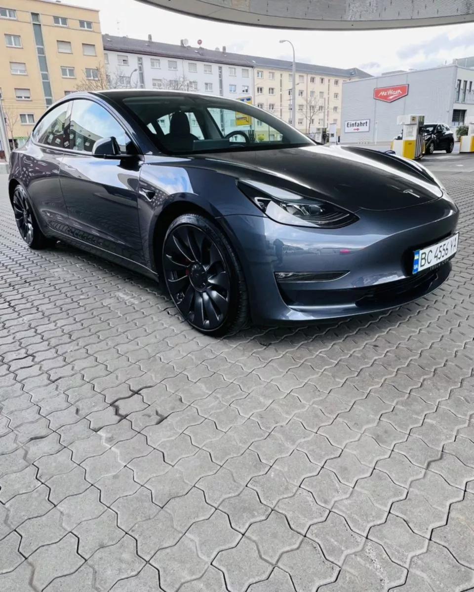 Tesla Model 3  80.5 kWh 202271