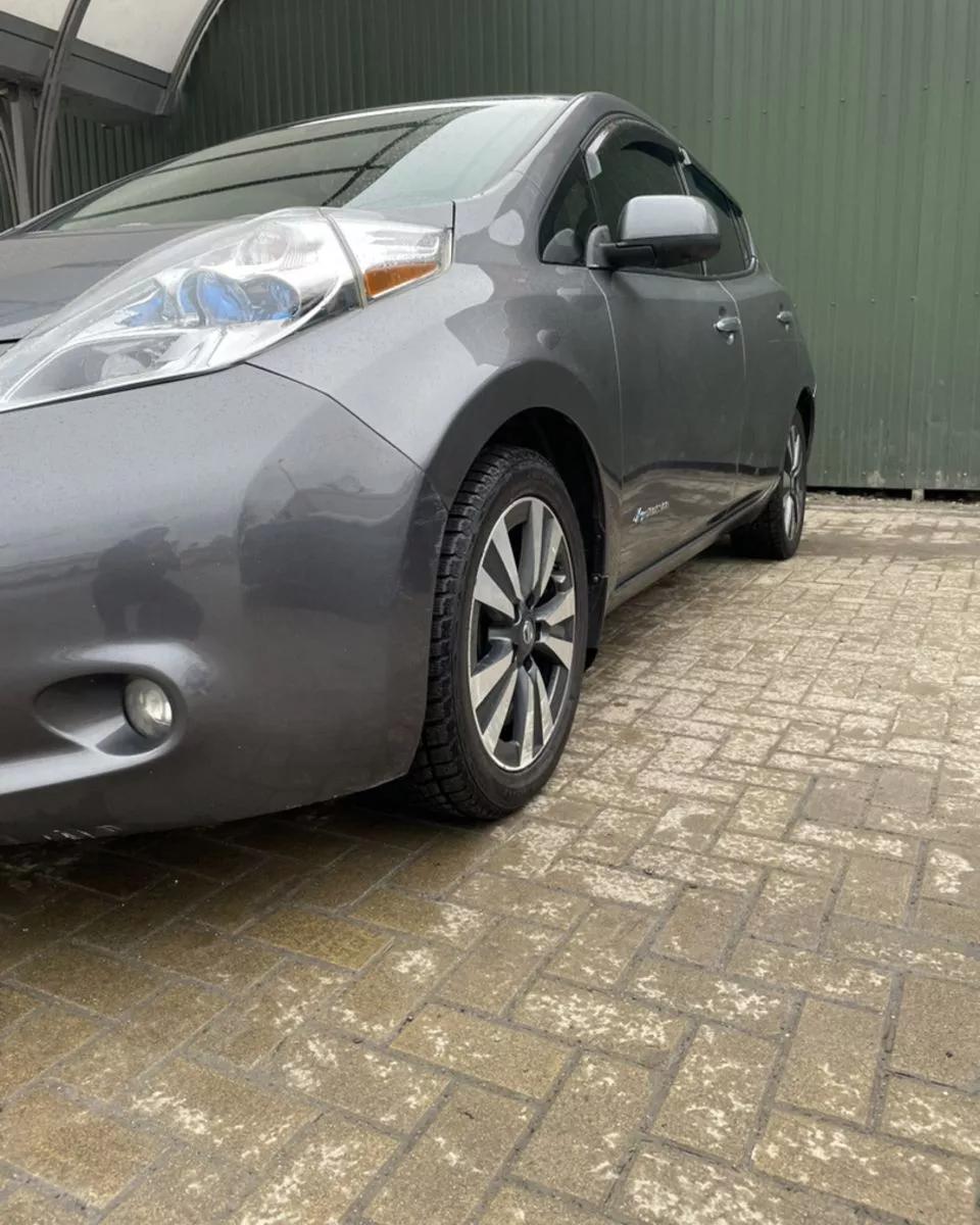Nissan Leaf  30 kWh 2015thumbnail41