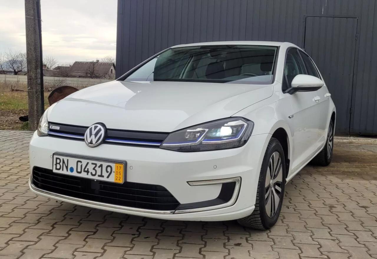 Volkswagen e-Golf  36 kWh 2017thumbnail221