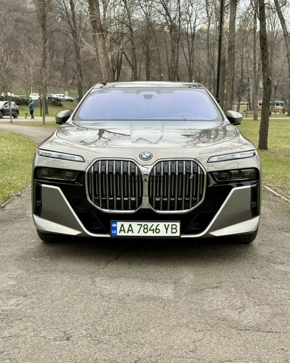 BMW i7  101.7 kWh 2022191