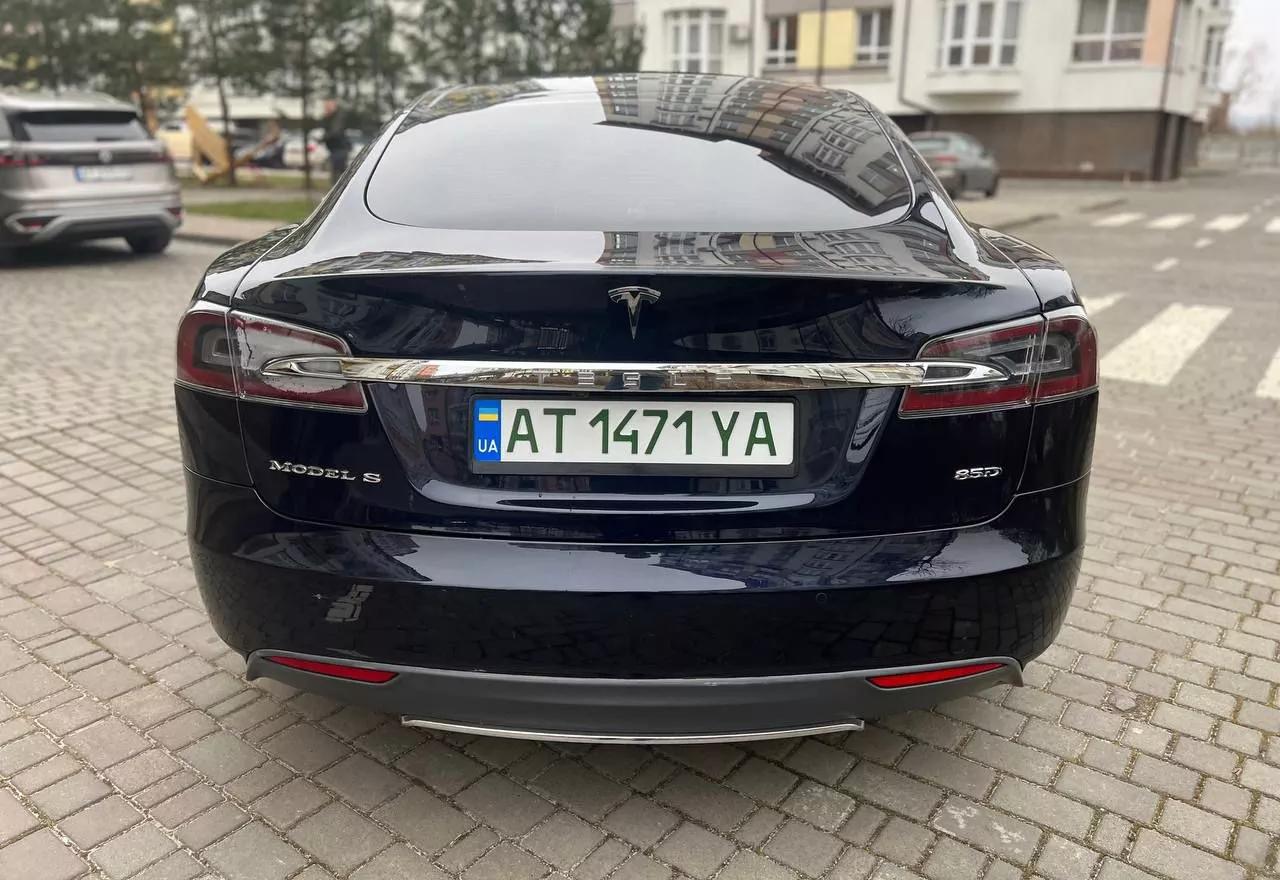 Tesla Model S  2015thumbnail161