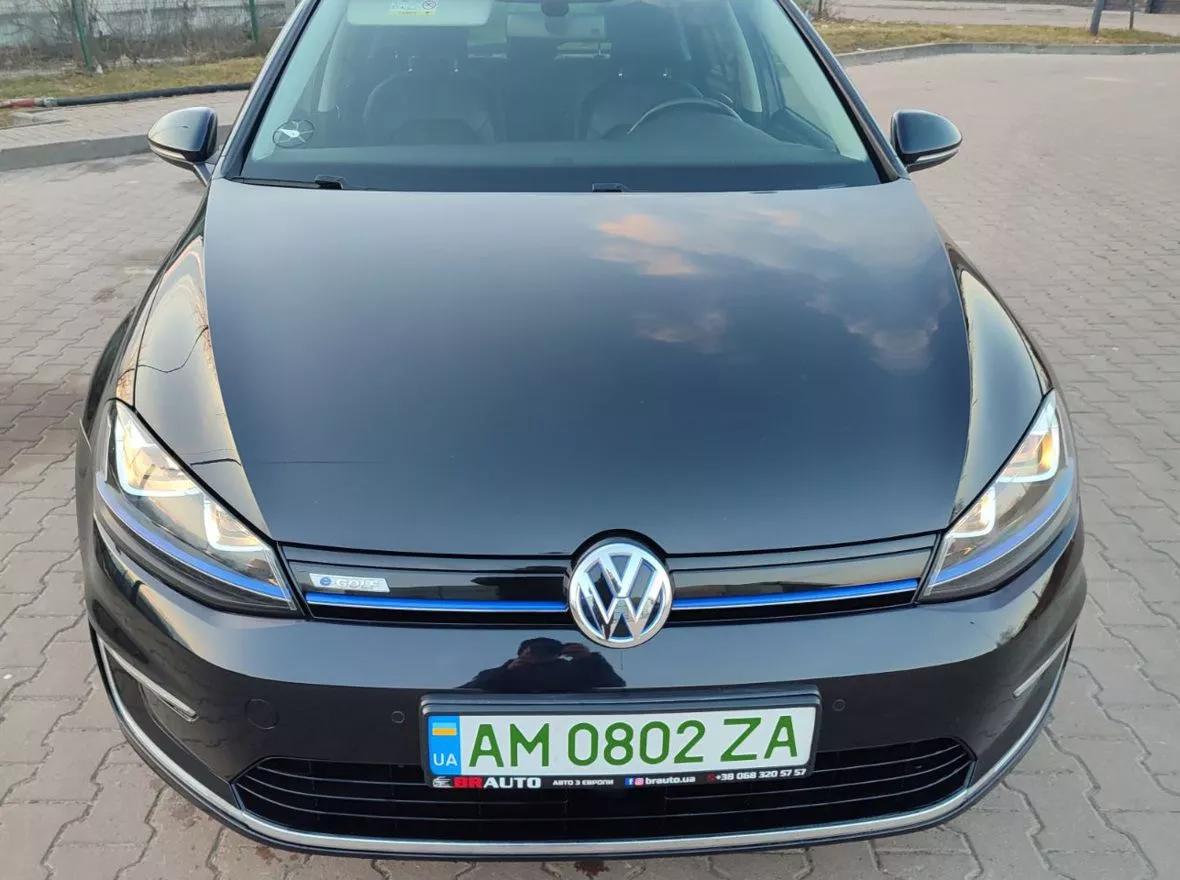 Volkswagen e-Golf  24 kWh 2014271