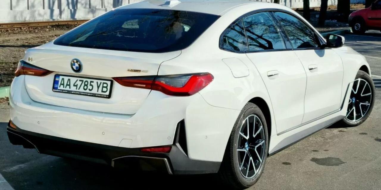 BMW i4  83 kWh 2022111
