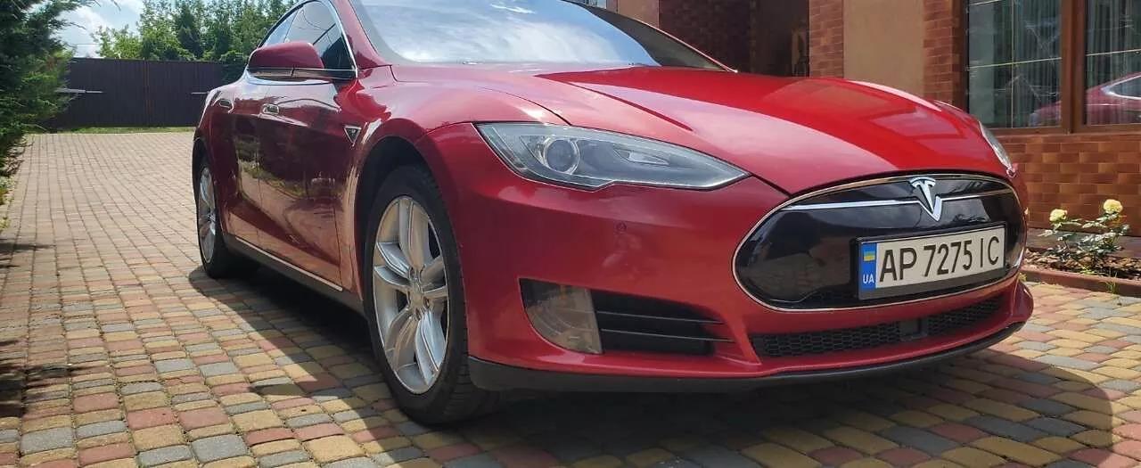 Tesla Model S  2016thumbnail11