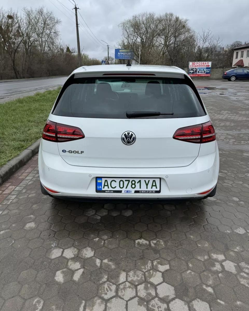 Volkswagen e-Golf  24 kWh 201441