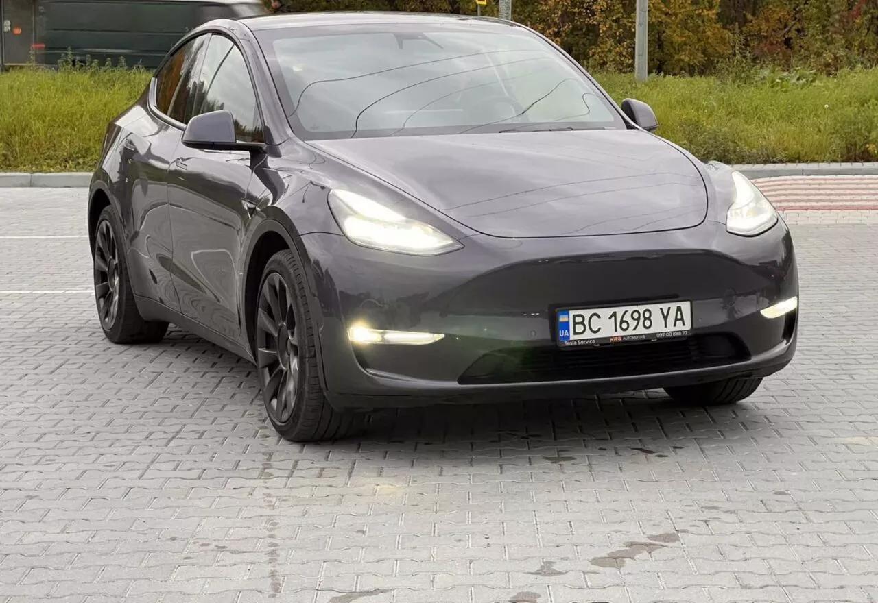 Tesla Model Y  75 kWh 2020231