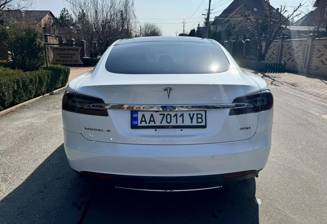 Tesla Model S  90 kWh 201561