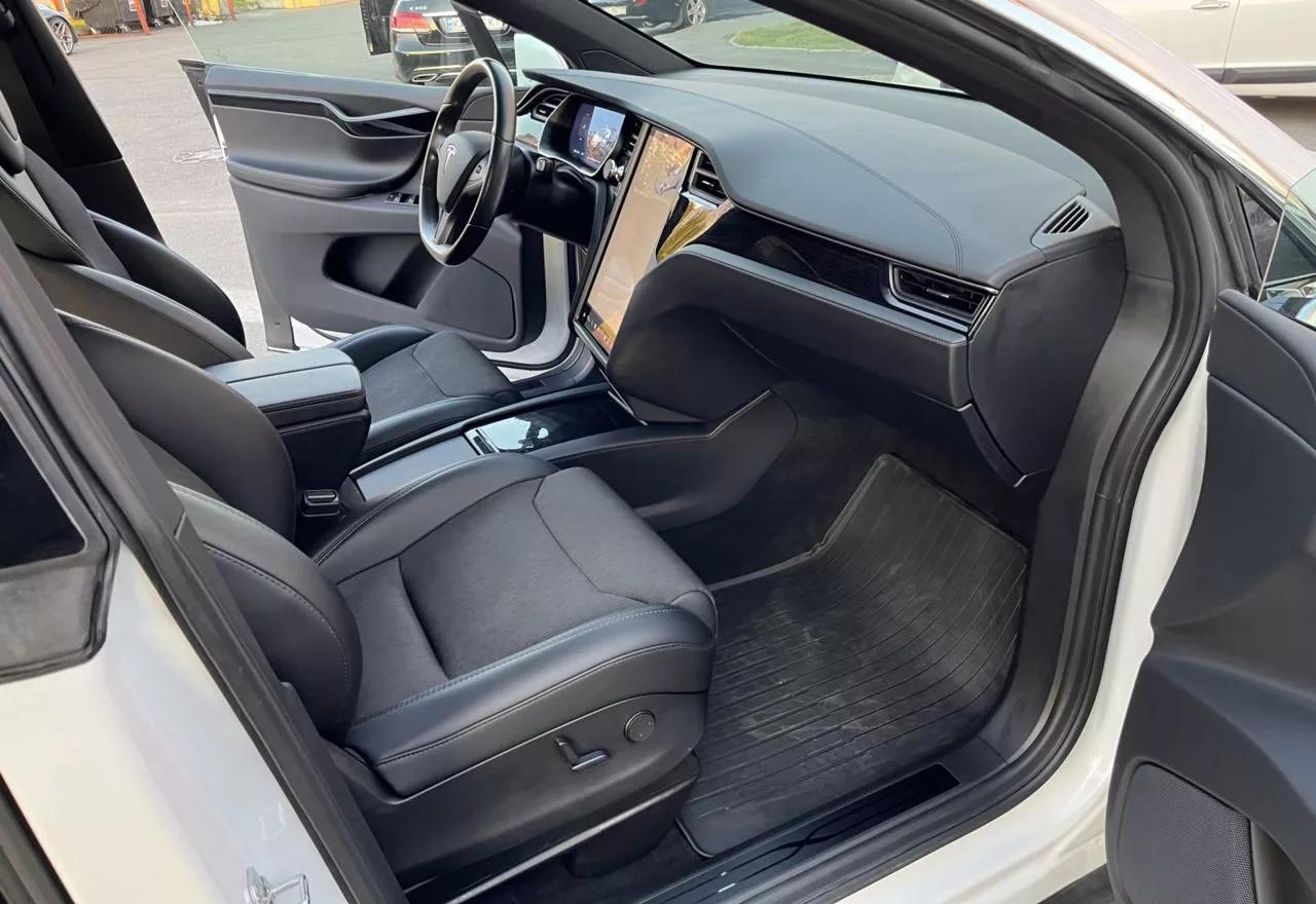 Tesla Model X  75 kWh 2018thumbnail131