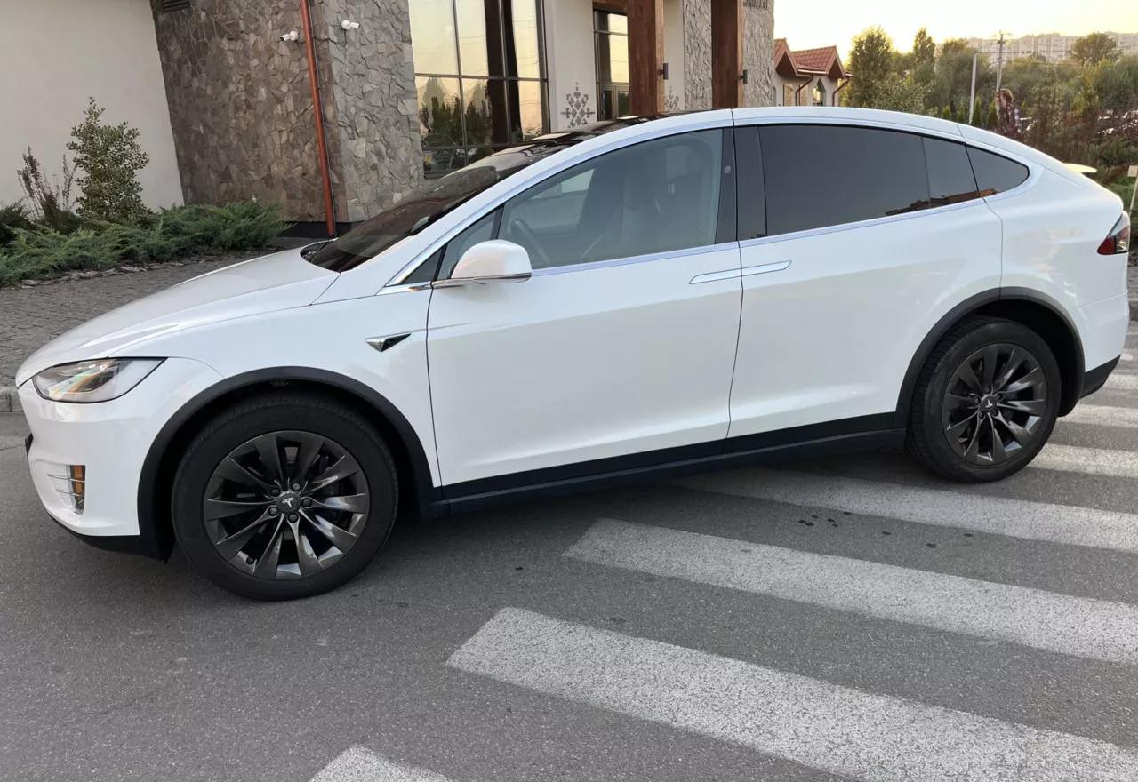 Tesla Model X  75 kWh 2018thumbnail191