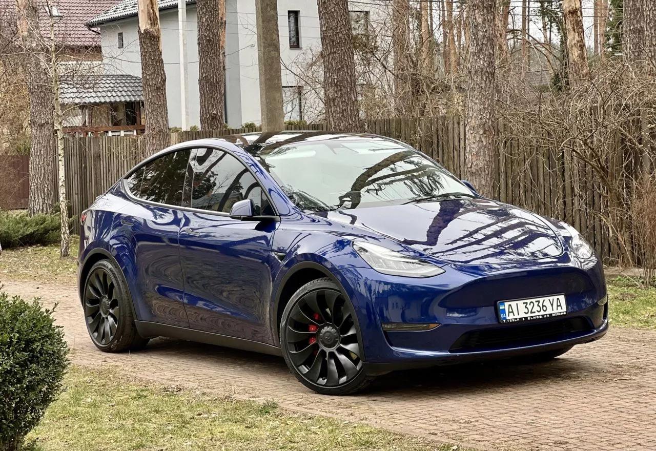 Tesla Model Y  80.5 kWh 202001