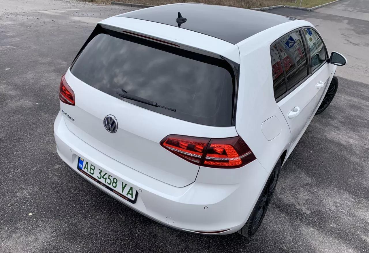 Volkswagen e-Golf  24 kWh 2016141