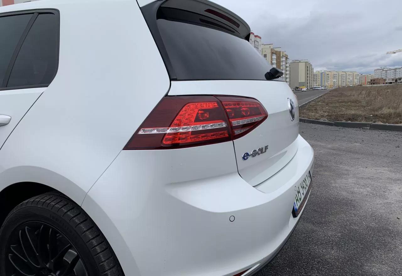 Volkswagen e-Golf  24 kWh 2016thumbnail251