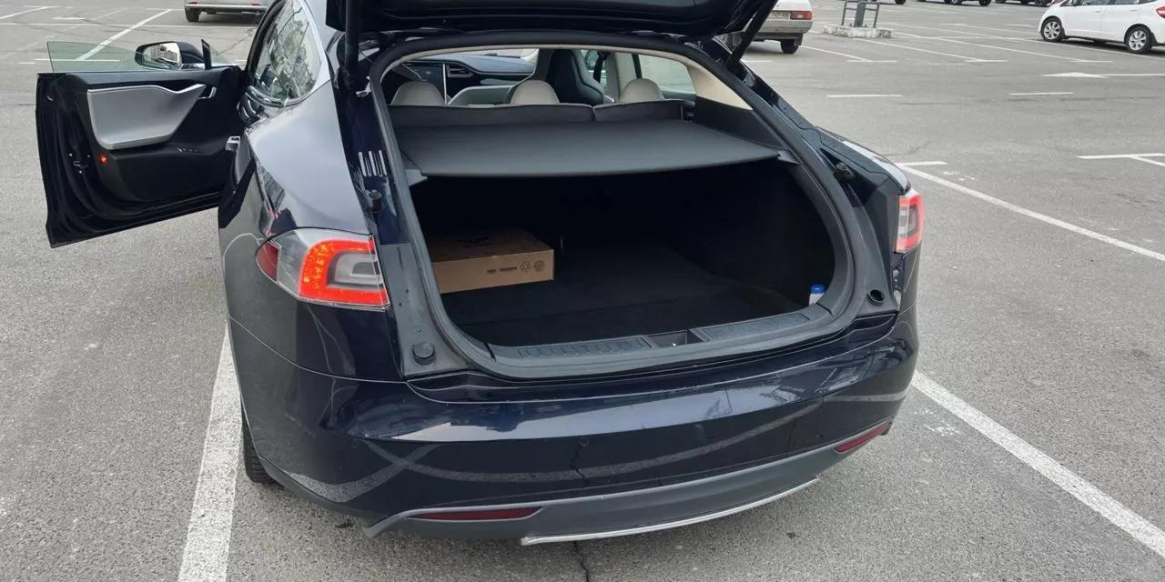 Tesla Model S  85 kWh 2014thumbnail141