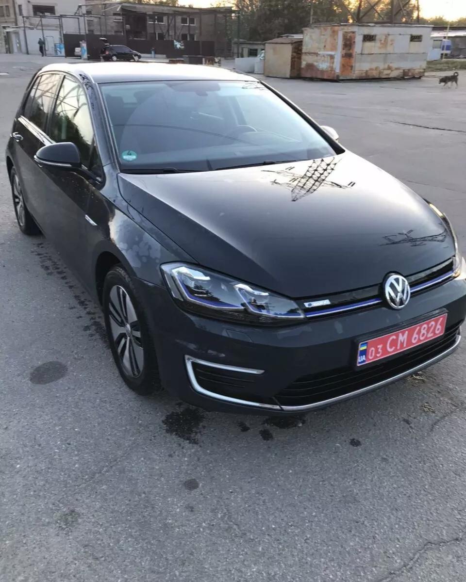 Volkswagen e-Golf  202011