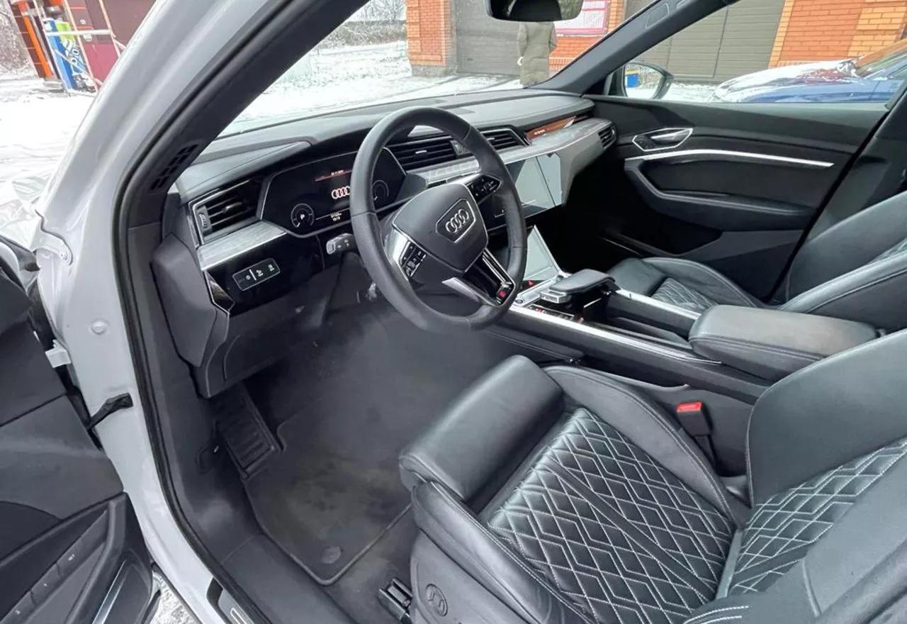 Audi E-tron  95 kWh 202131
