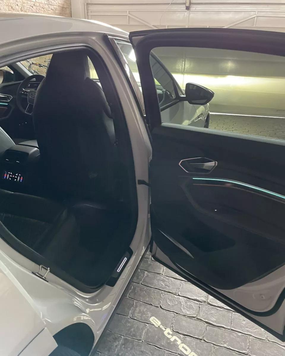 Audi E-tron  95 kWh 2021131