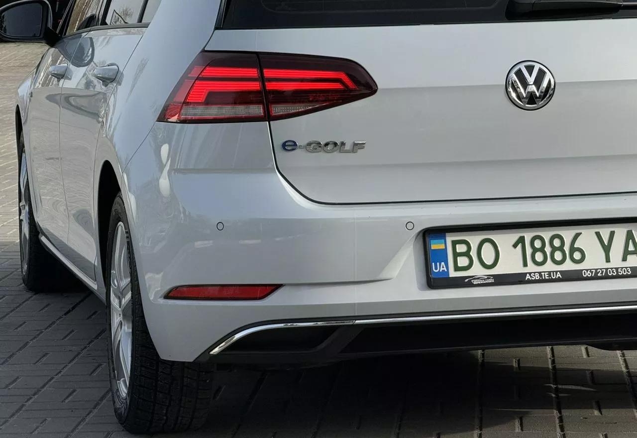 Volkswagen e-Golf  37 kWh 2018thumbnail151
