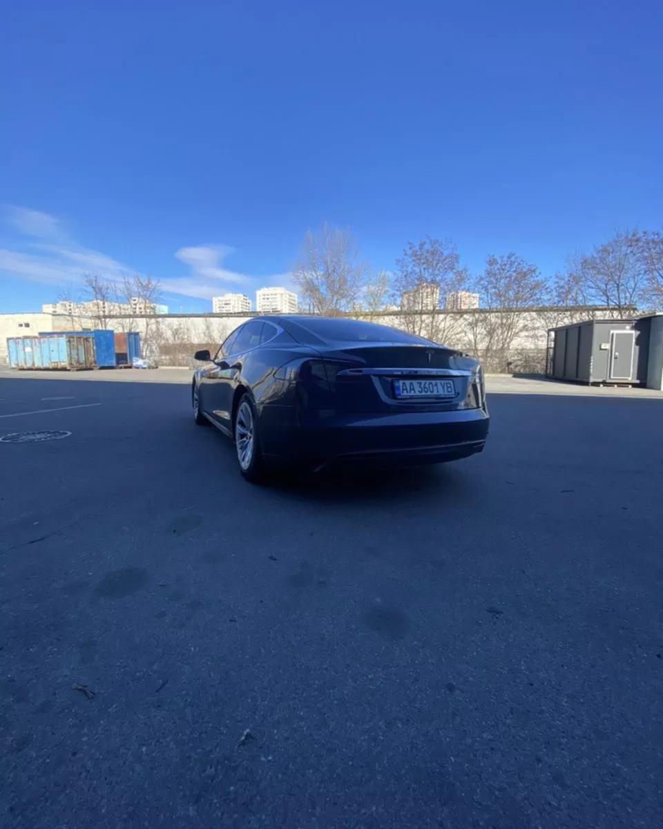Tesla Model S  85 kWh 2015thumbnail61