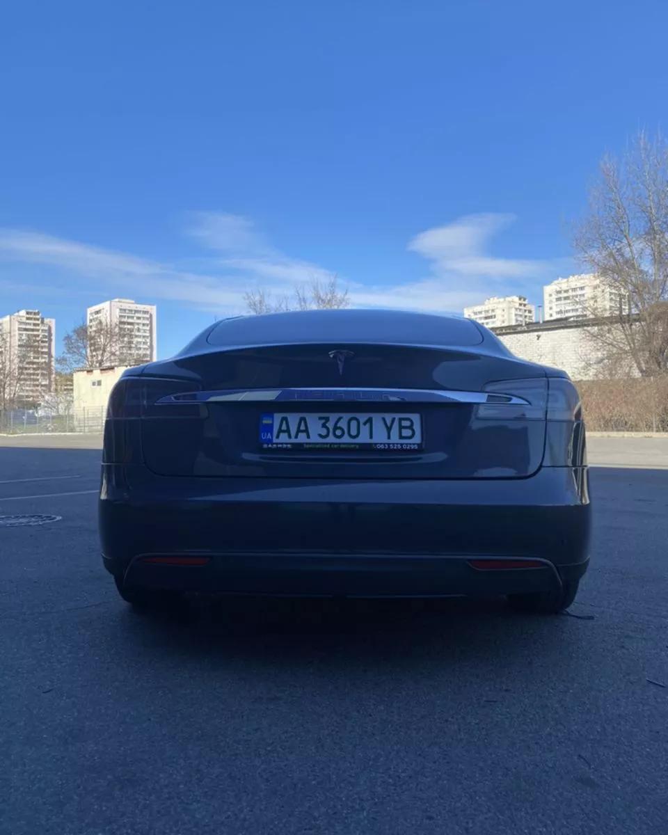 Tesla Model S  85 kWh 2015thumbnail91