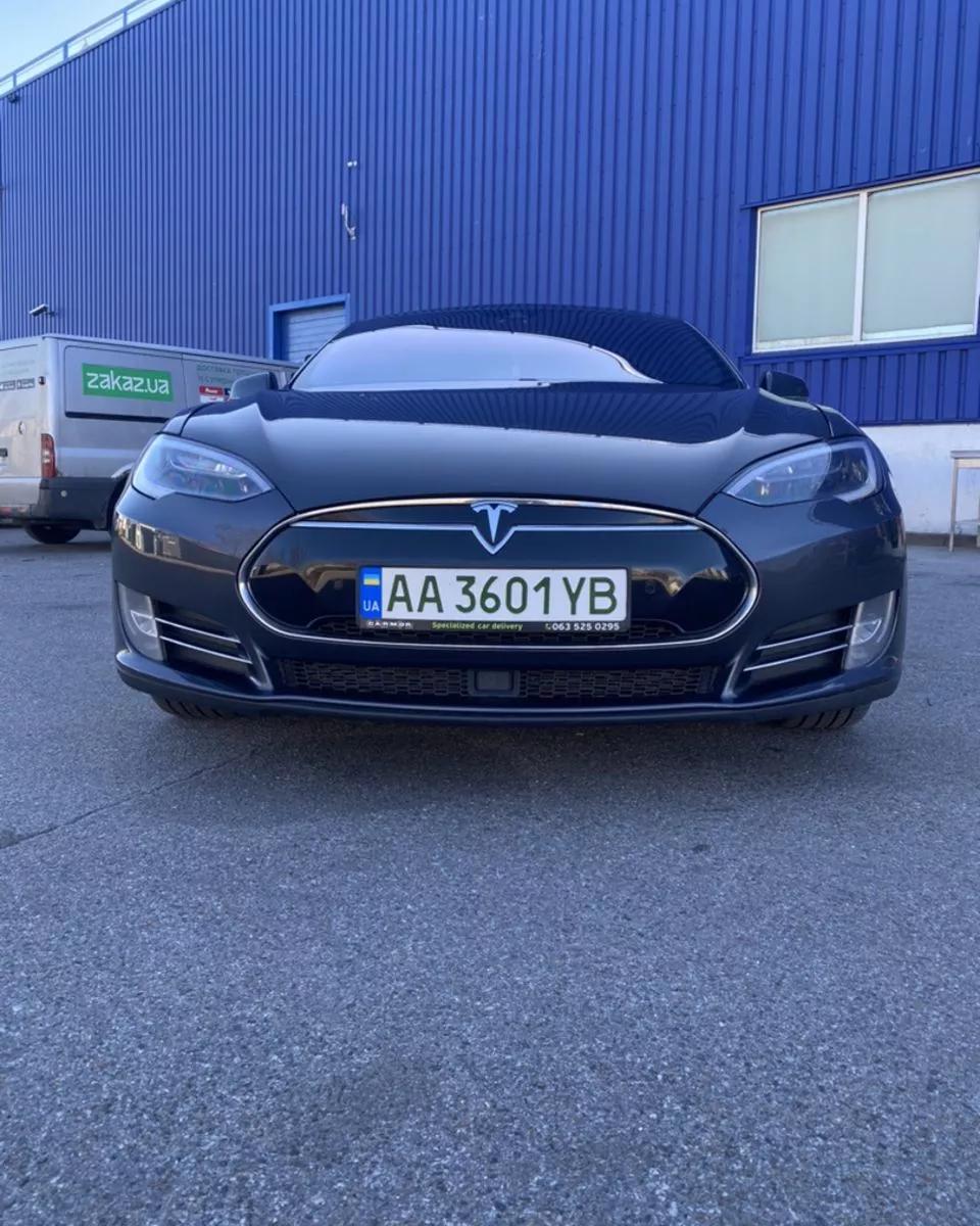 Tesla Model S  85 kWh 2015thumbnail111