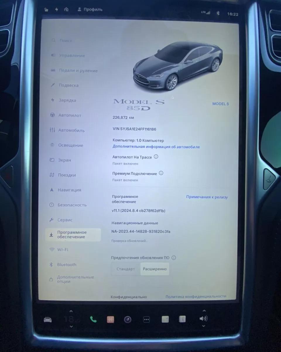 Tesla Model S  85 kWh 2015261
