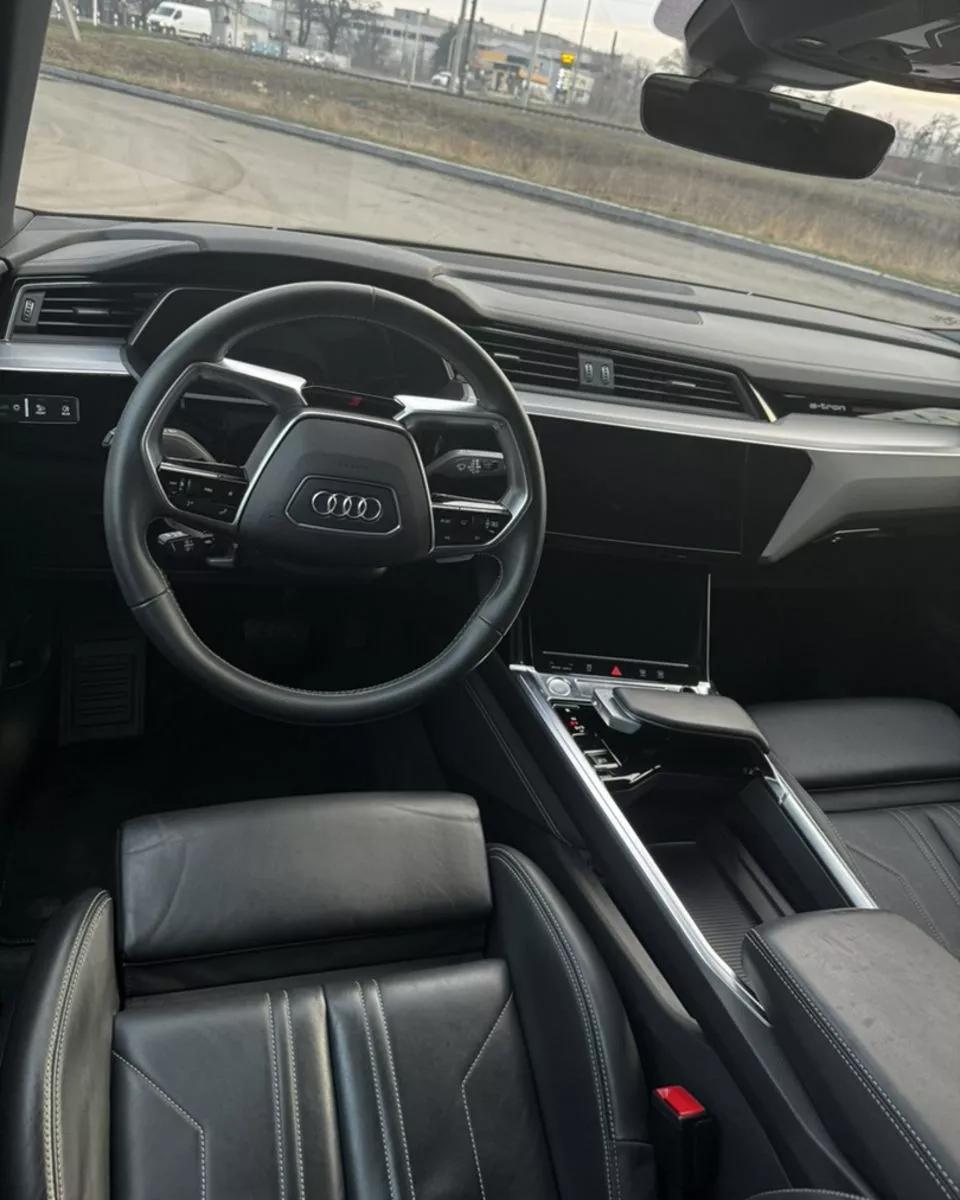 Audi E-tron  95 kWh 2020121