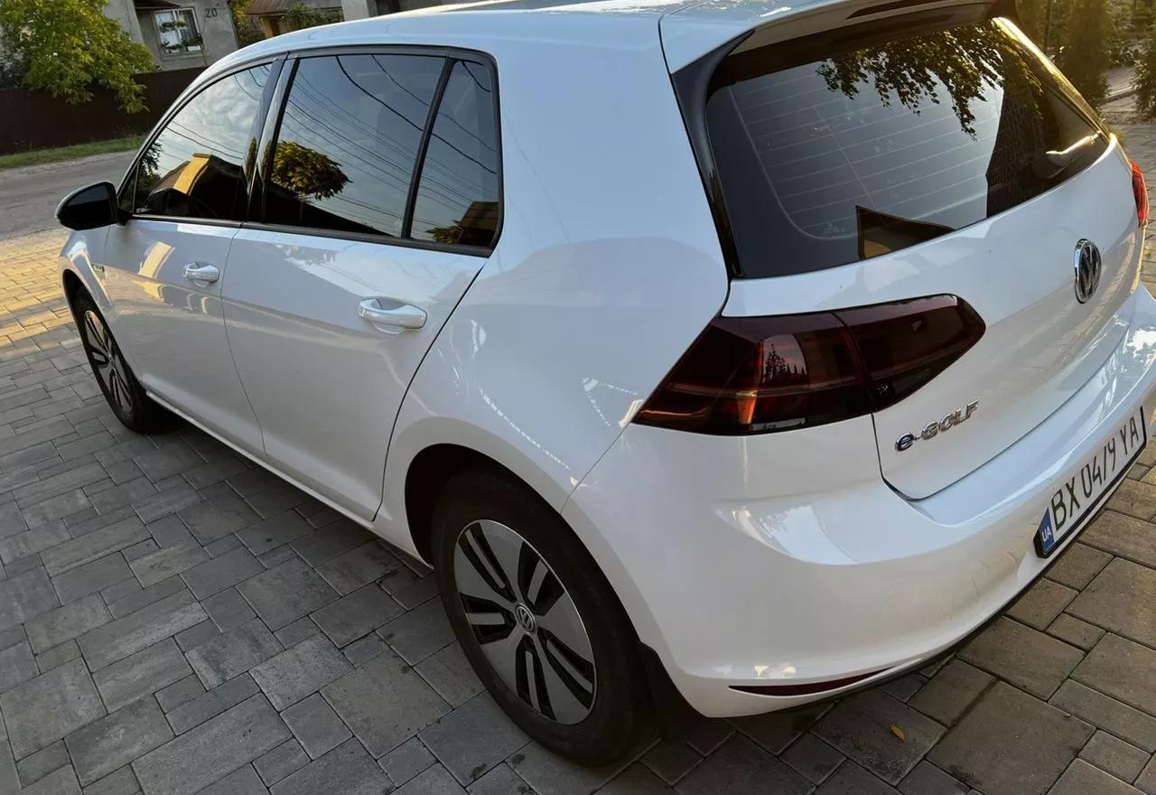 Volkswagen e-Golf  24 kWh 2015131
