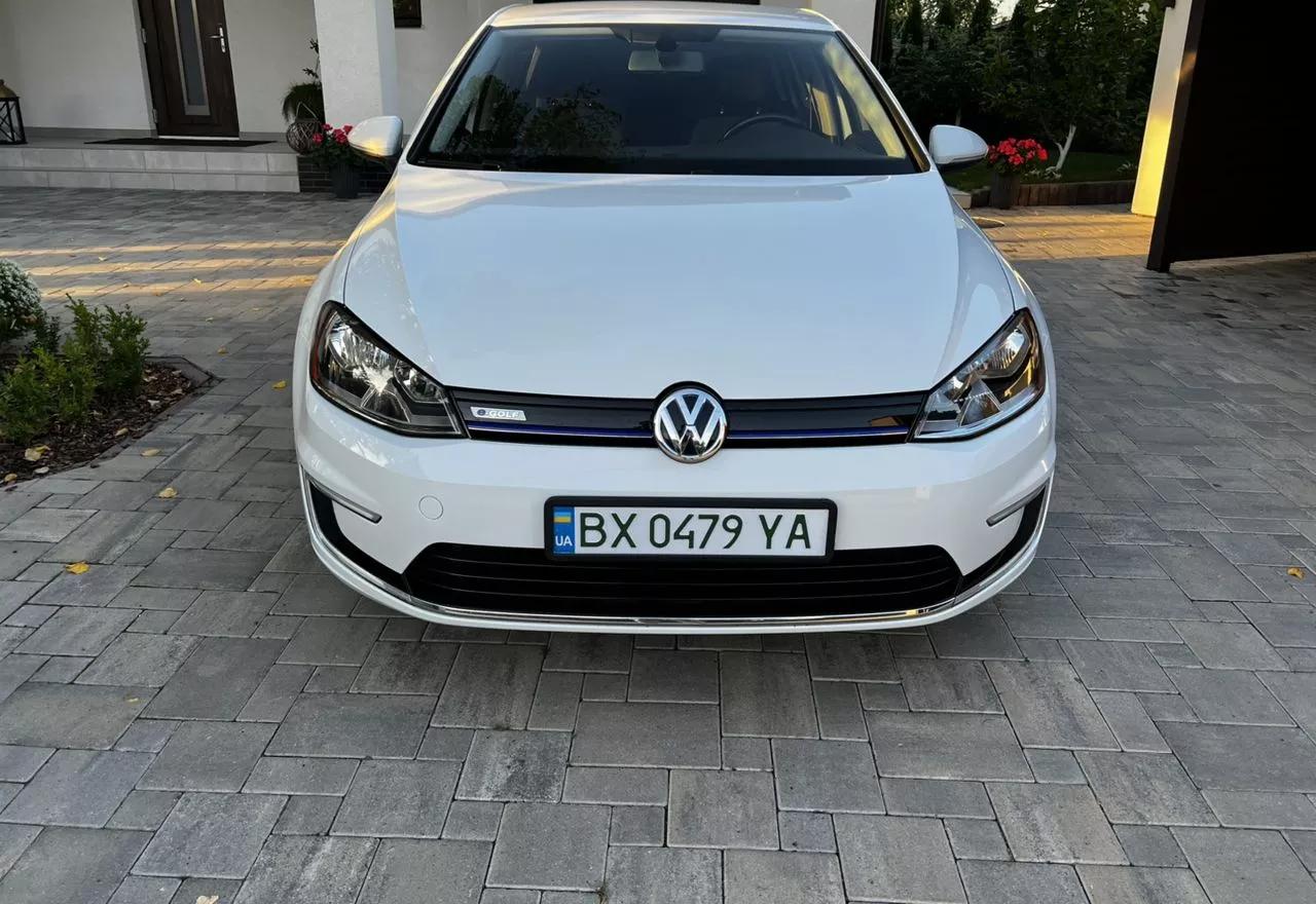 Volkswagen e-Golf  24 kWh 2015thumbnail151